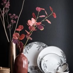 Maisons Du Monde Vaisselle De Noël Assiette Plate En Porcelaine Noire Et Blanche à Motifs - Lot De 6 -Assiettes Soldes Magasin assiette plate en porcelaine noire et blanche a motifs 1000 9 18 195424 2